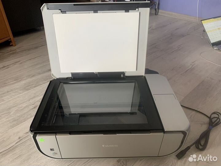 Мфу Canon pixma MP520