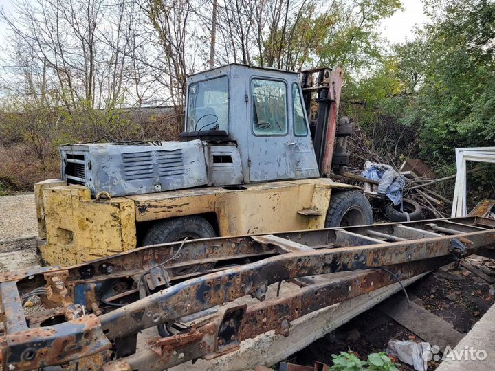 Вилочный погрузчик ЛЬВОВСКИЙ ПОГРУЗЧИК (ЛЕВ) АП-4045, 1995