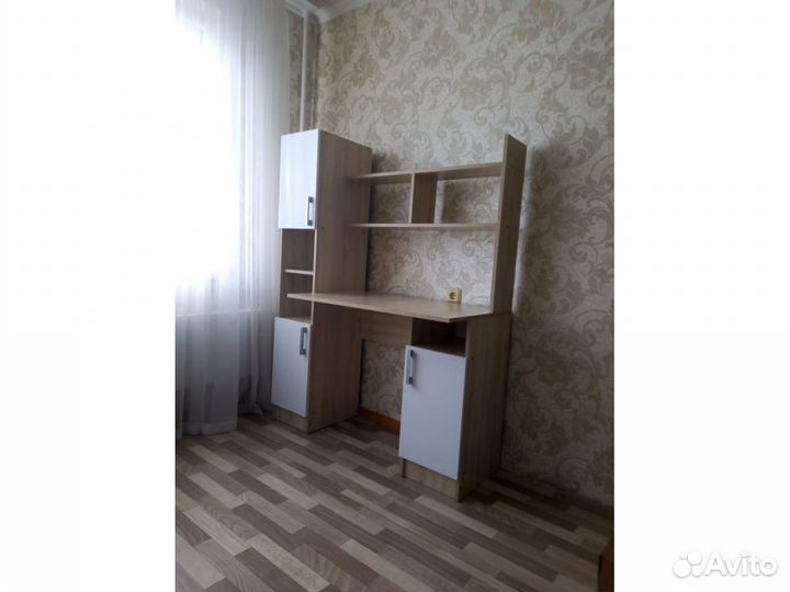 Письменный стол