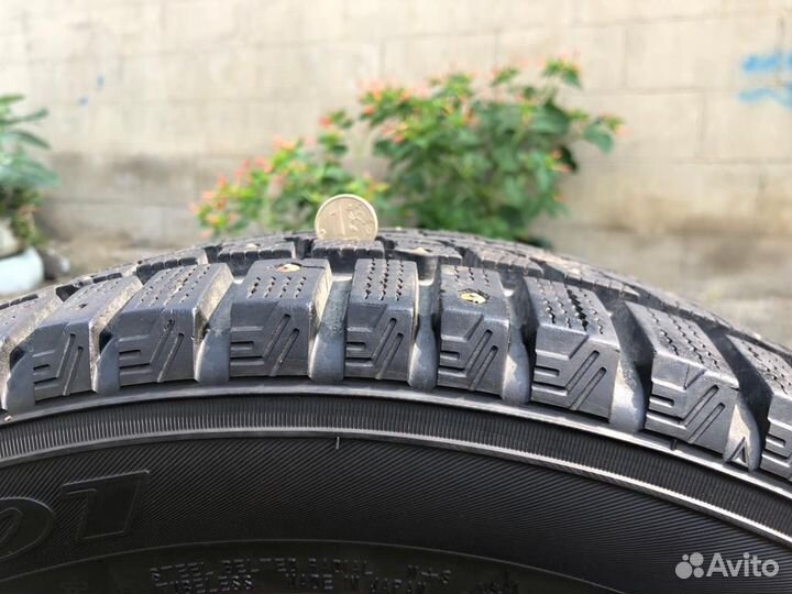 Dunlop SP Winter Ice 01 205/55 R16