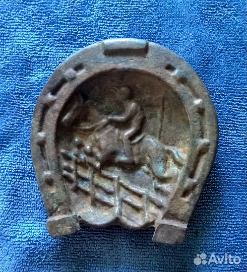 Пепельница подкова