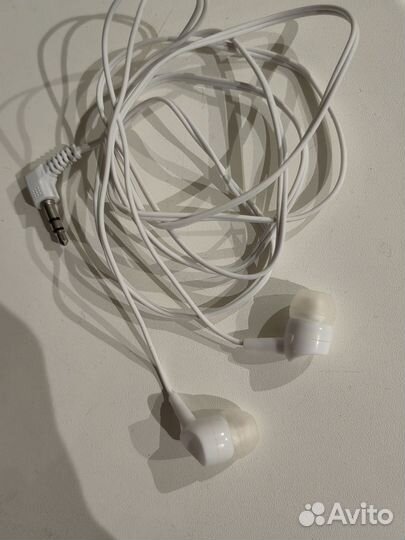 Наушники проводные