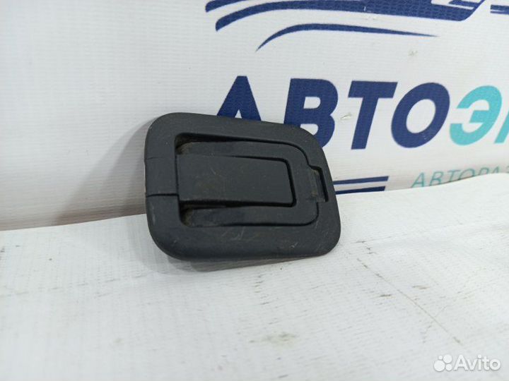 Крючок держатель в багажник Mitsubishi Pajero