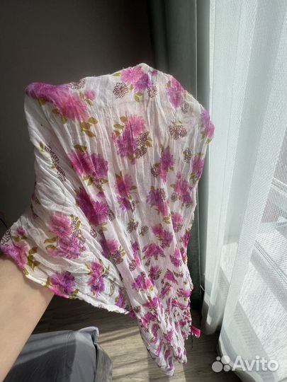 Женские шарфы и платки