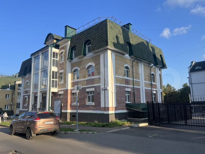 2-к. квартира, 58,3 м², 1/3 эт.