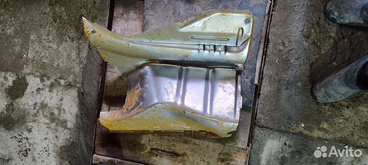 Кузовная деталь от ваз 2109