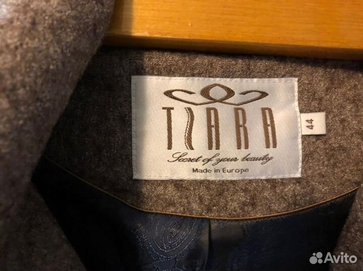 Пальто шерстяное