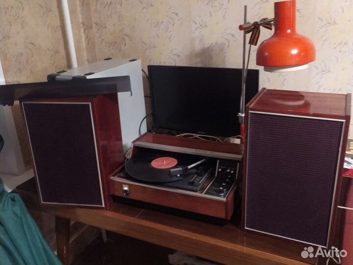 Проигрыватель винила Вега 101