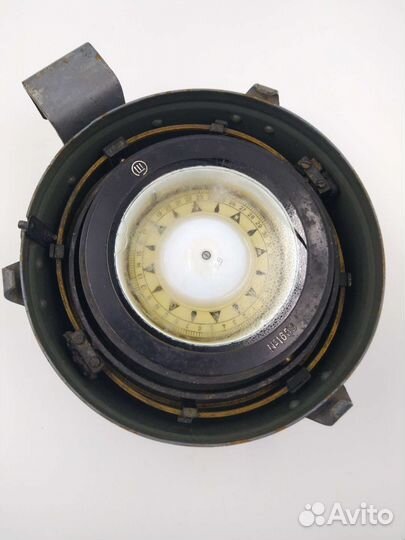 Компас морской шлюпочный кт-М1м 1963 г