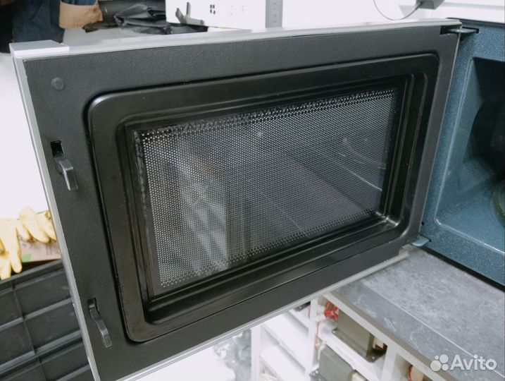 Микроволновая печь Samsung PG838R-SB