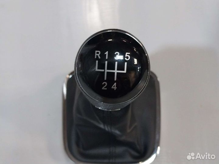 Ручка МКПП с чехлом Volkswagen Polo, пластик