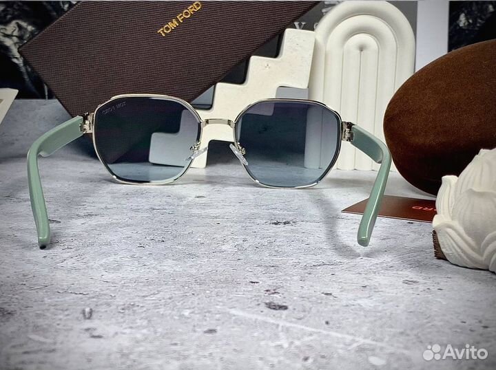 Очки tom ford солнцезащитные