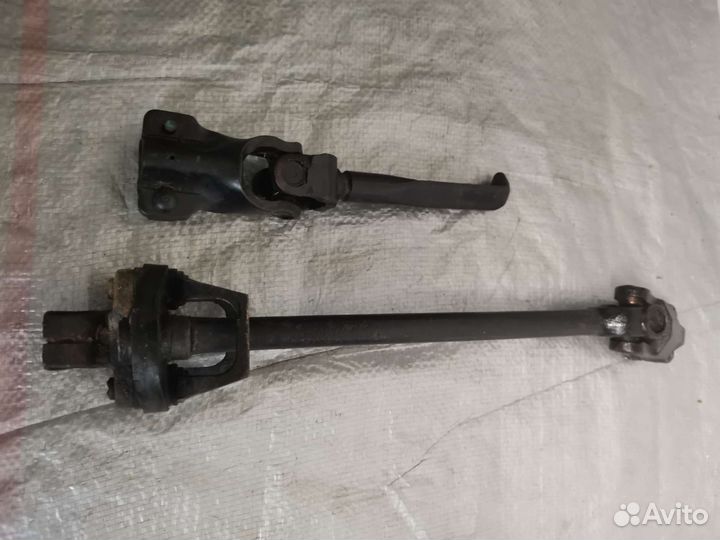 Рулевой карданчик Форд Сиерра.Скорпио