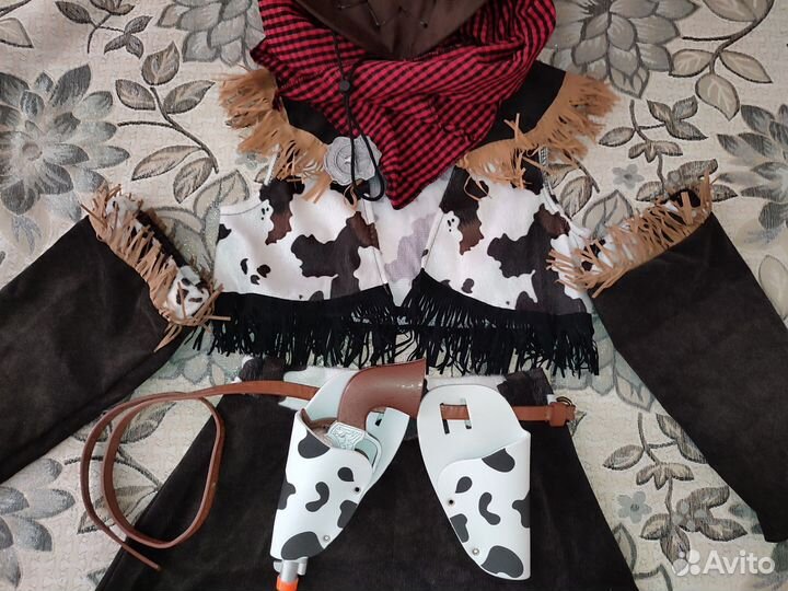 Новогодний костюм для девочки 122-128