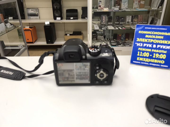 Компактная камера FujiFilm FinePix S4300