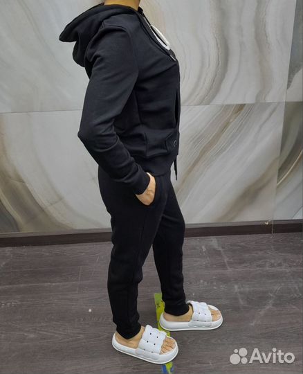 Спортивный костюм tommy hilfiger женский