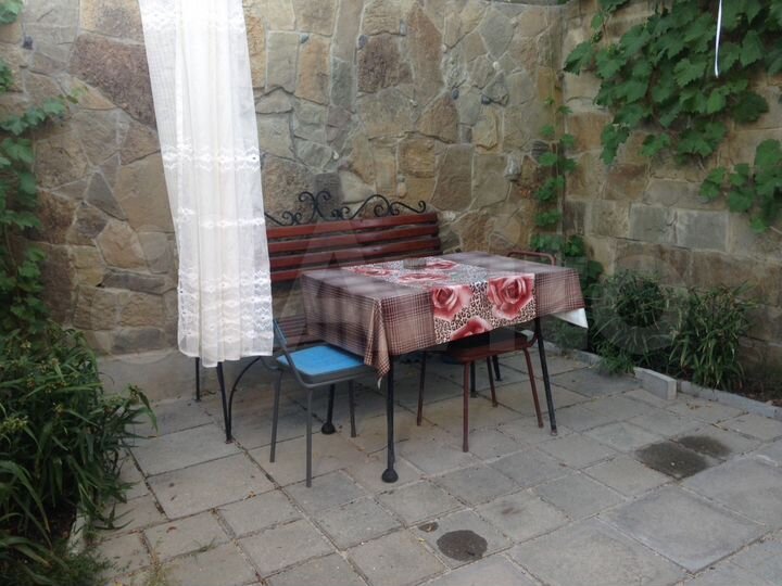 Дом 20 м² на участке 2 сот.