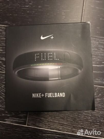 Спортивный браслет Nike