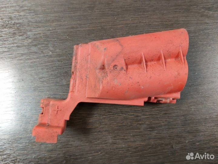 Крышка клеммы Bmw 5-Series G30 2019