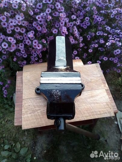 Тиски слесарные поворотные СССР и тиски ювелирные