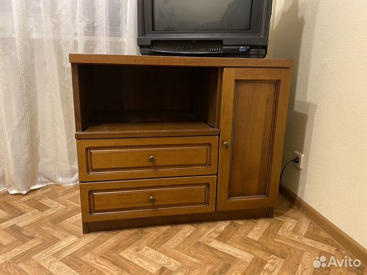 Тумба под телевизор Италия