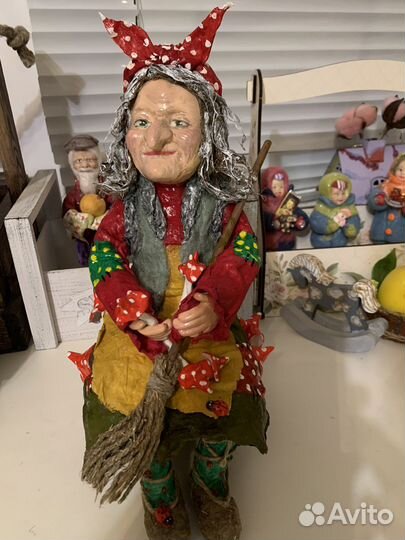 Кукла для украшения интерьера