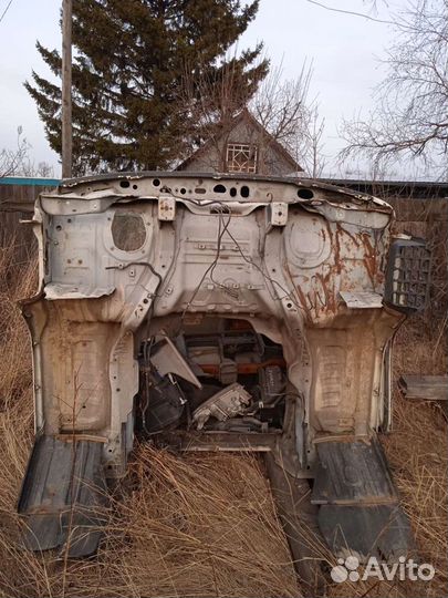 Кабина toyota dyna