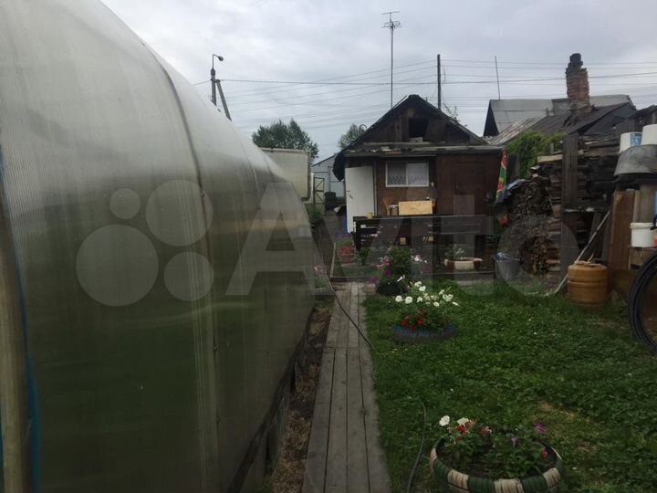 Дом 30 м² на участке 5,5 сот.