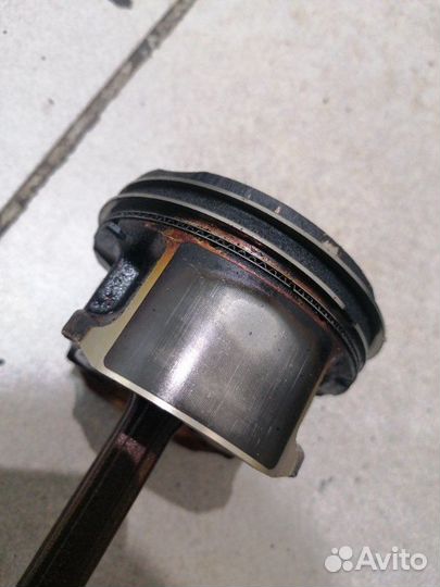 Поршень c шатуном Nissan Teana J32 VQ25DE