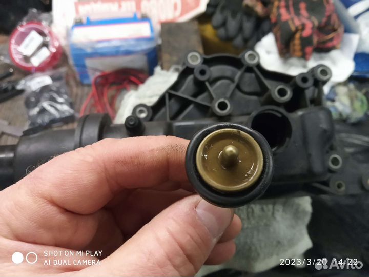 Термостат Рено Сценик 3