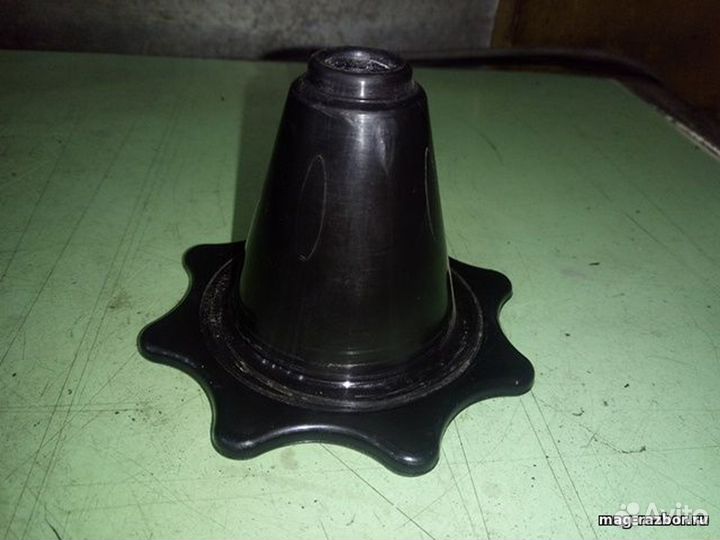 Винт запасного колеса Chevrolet Aveo Т300