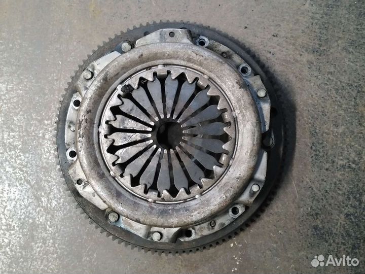 Маховик с корзиной сцепления б/у