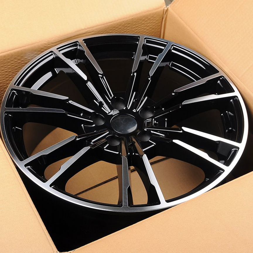 Диски на BMW-3 (F), BMW-5 (F), BMW-7 (F), BMW-X3 (F) Powcan BK5396 8.5x19/5x120 D72.6 ET30 BKF литой