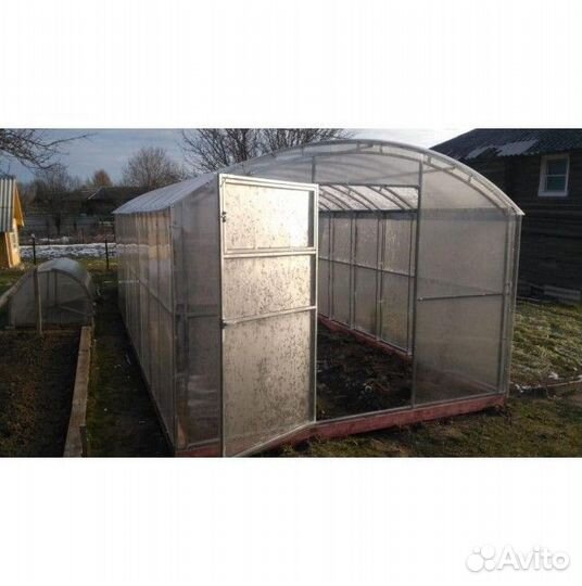 Теплица прямостенная