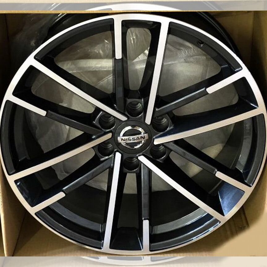 Replica DWS NS-6110 : 9,5x22 6*139,7 Et:31 Dia:77,8 BFP