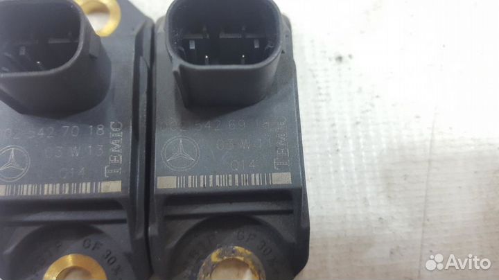 Датчик ускорения на Mercedes-Benz R230 SL55 AMG