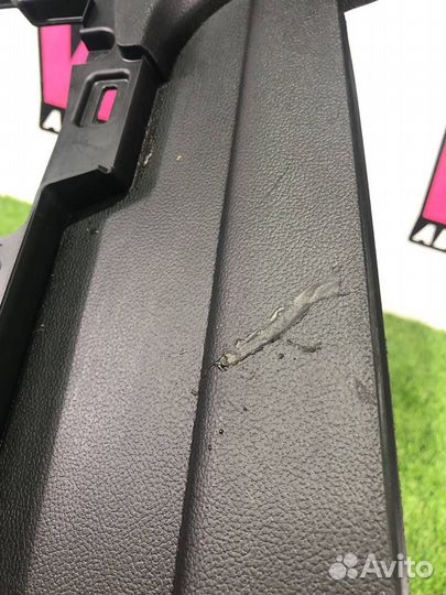 Декоративная накладка центральной консоли Ford