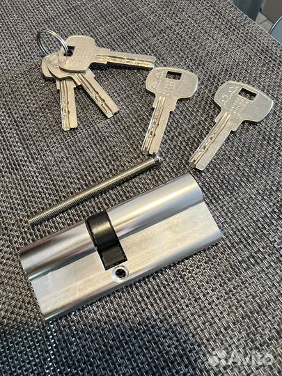 Цилиндровый механизм, замок дверной+ ключи