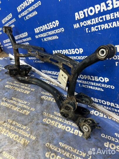 Задний подрамник Volkswagen Passat Cc седан cczb