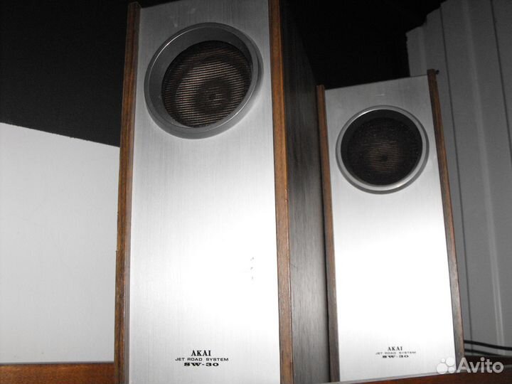 Akai усилитель,тюнер,кассетная дека,колонки