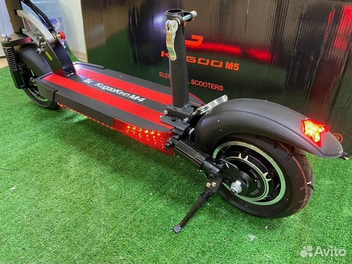 Электросамокат kugoo m4