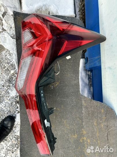 Фонарь задний левый Mitsubishi Pajero Sport 3