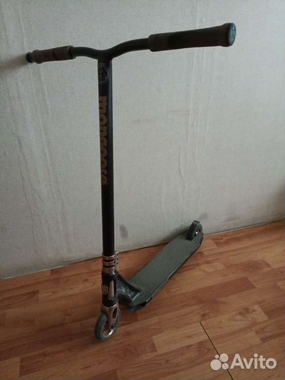 Самокат Mongoose rise 110 expert freestyle scooter