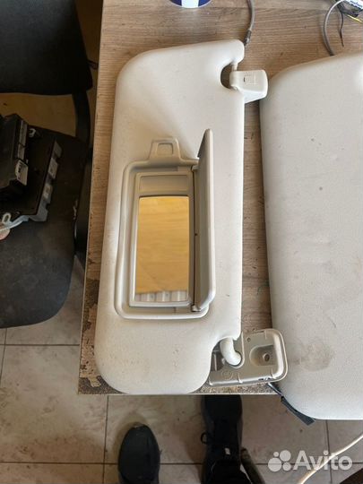 Козырек солнцезащитный Jaguar F-Pace X761 AJ126