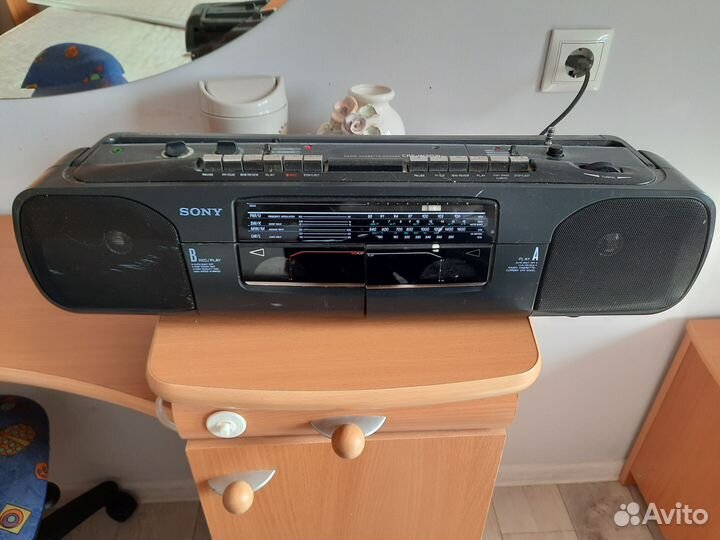 Радиоприемник sony CFS-W303L