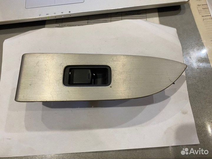 Блок стеклоподъемника задний правый Nissan Murano