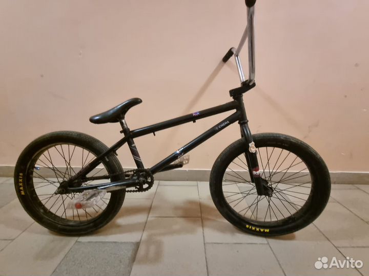 Трюковой велосипед bmx