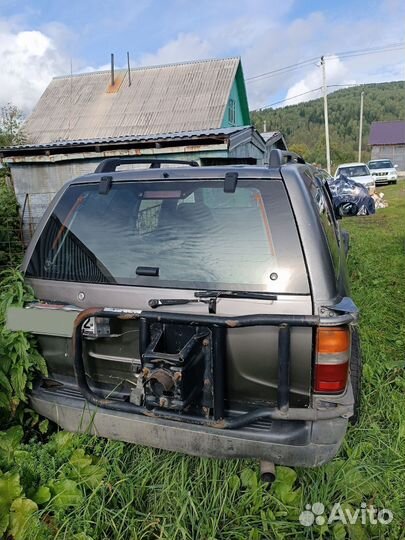 Nissan Terrano, 1991