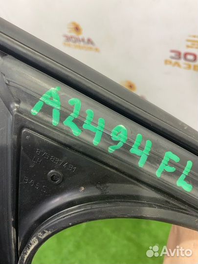 Уплотнитель стекла двери передний левый Audi A3 8V