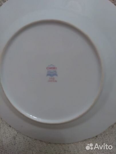 Сервиз чайный, тарелки, салатники